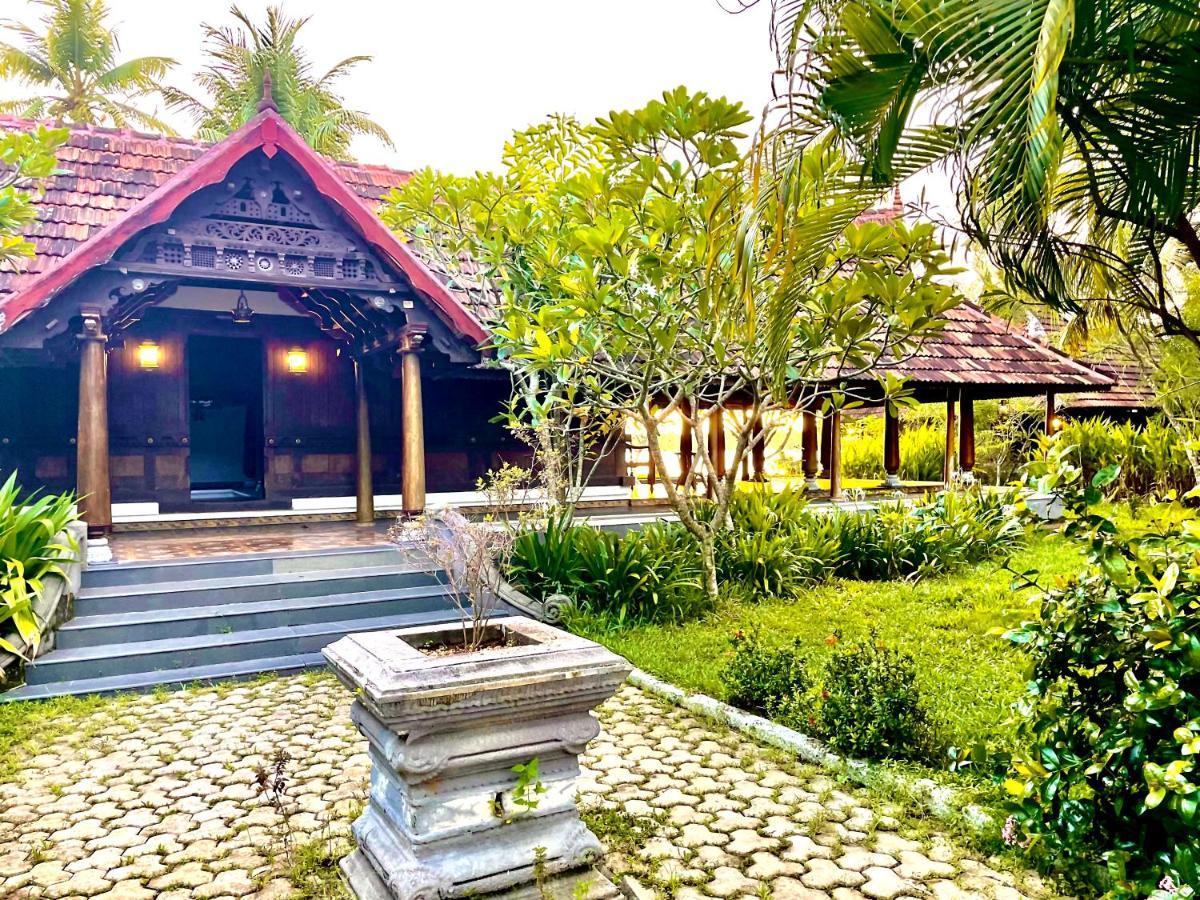 Plumeria Lake Resort & Spa Vayalār Exterior photo