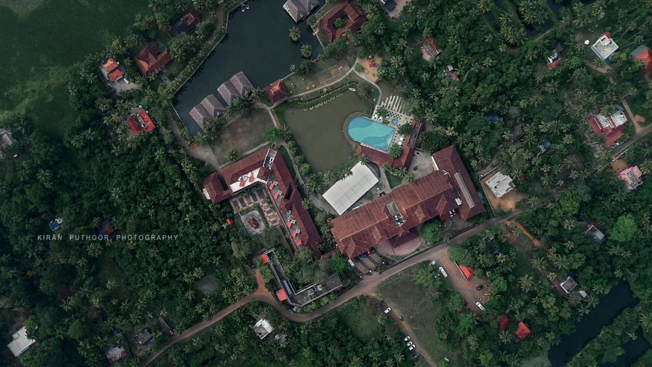 Plumeria Lake Resort & Spa Vayalār Exterior photo